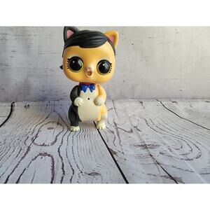 LOL Surprise Live Surprise Pet Moving Light Up Calico Cat Fuzzy Sounds 2018 MGA